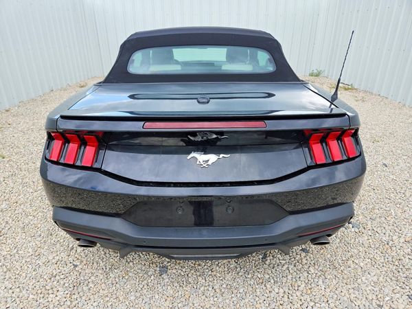 2024 FORD MUSTANG I4