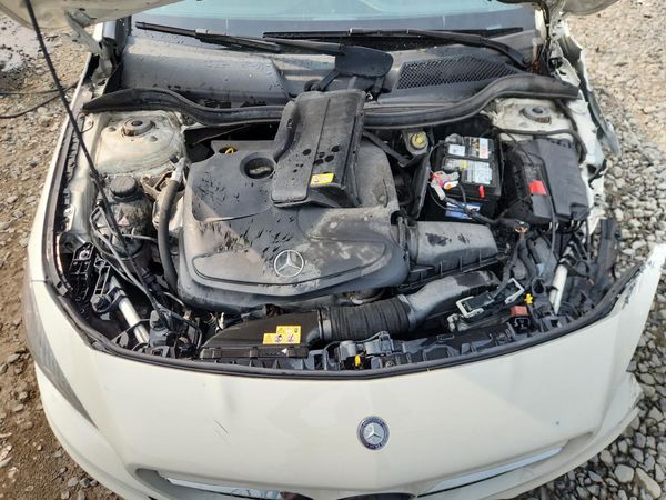 2016 MERCEDES-BENZ CLA