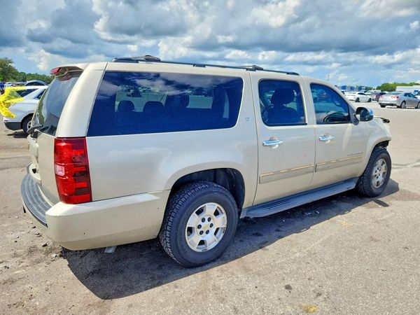 2013 CHEVROLET SUBURBAN LT