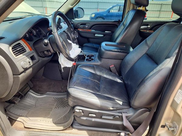 2013 CHEVROLET SUBURBAN LT