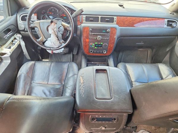 2013 CHEVROLET SUBURBAN LT