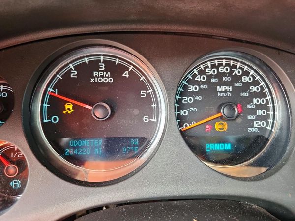 2013 CHEVROLET SUBURBAN LT
