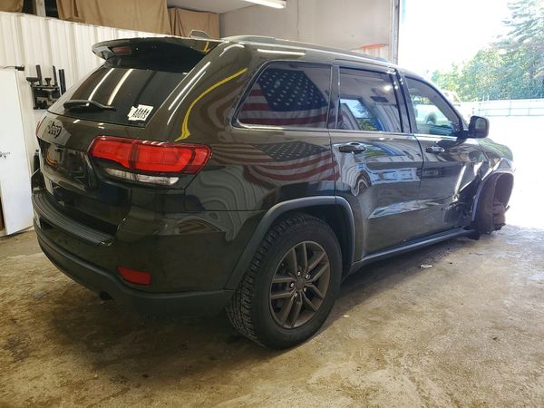 2017 JEEP GRAND CHEROKEE Laredo — PSRA