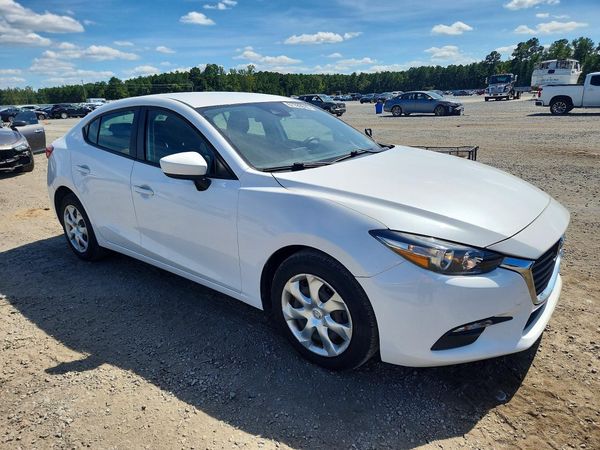 2018 MAZDA 3