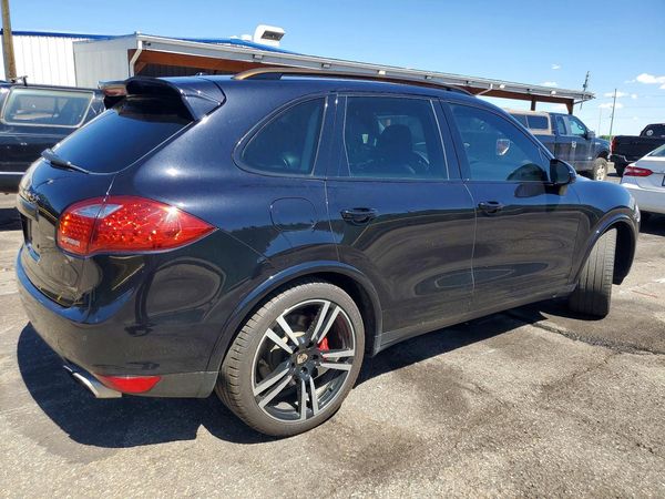 2014 PORSCHE CAYENNE Turbo