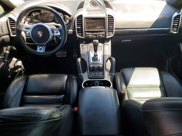 2014 PORSCHE CAYENNE Turbo