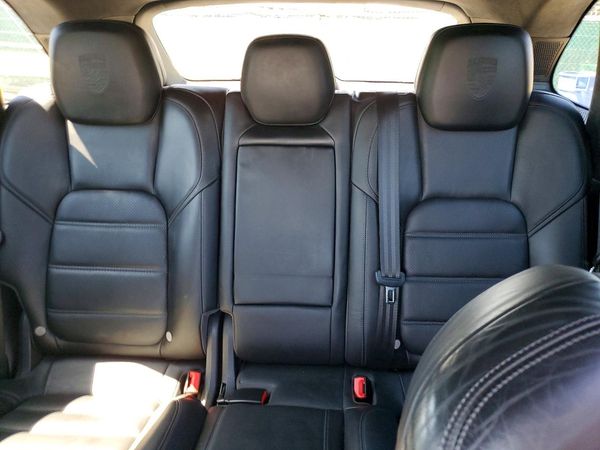 2014 PORSCHE CAYENNE Turbo