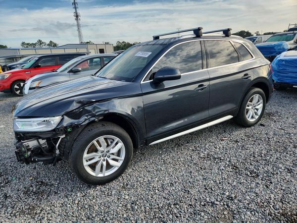 2020 AUDI Q5 quattro Premium