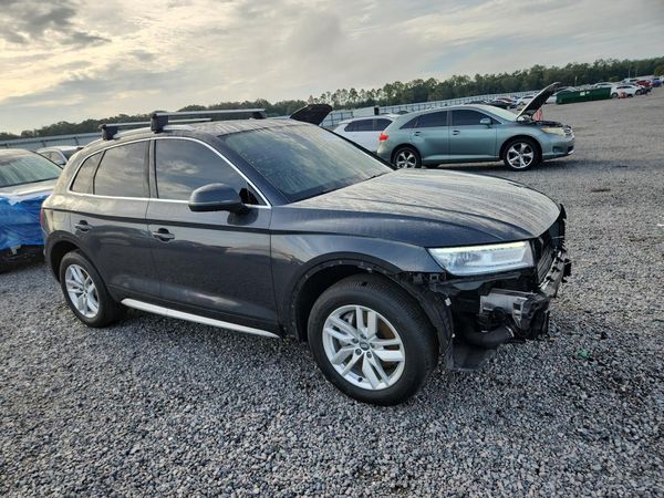 2020 AUDI Q5 quattro Premium