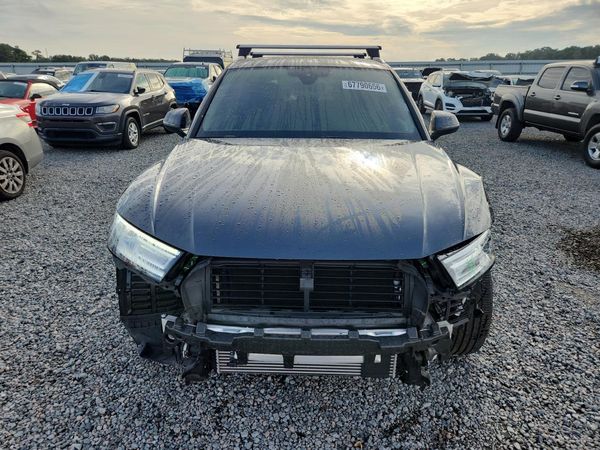 2020 AUDI Q5 quattro Premium