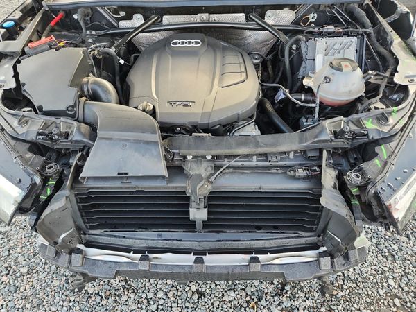 2020 AUDI Q5 quattro Premium