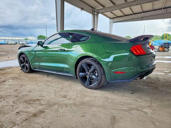 2022 FORD MUSTANG I4 Coupe