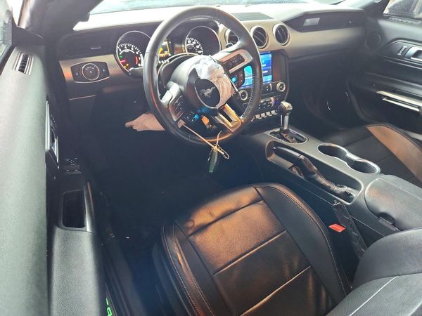 2022 FORD MUSTANG I4 Coupe