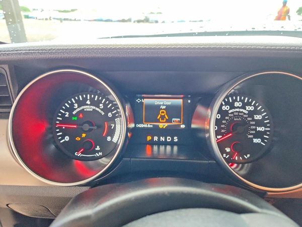 2022 FORD MUSTANG I4 Coupe