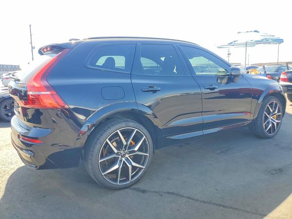 2024 VOLVO XC60