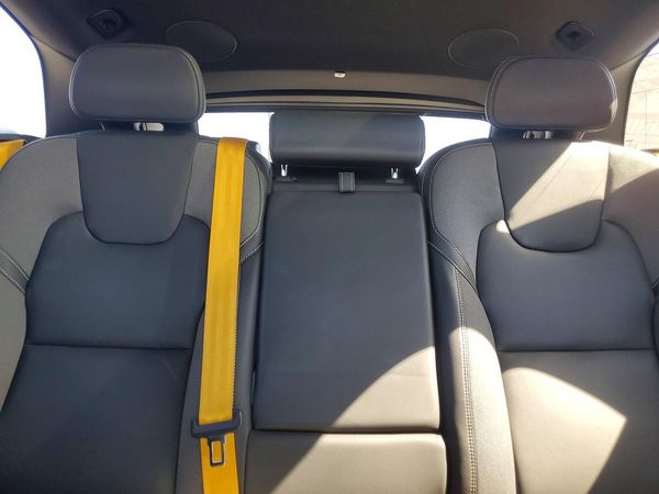2024 VOLVO XC60