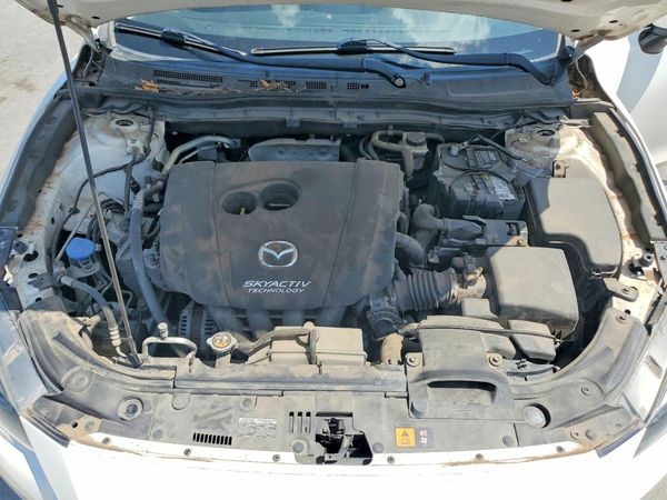 2018 MAZDA 3 Sport