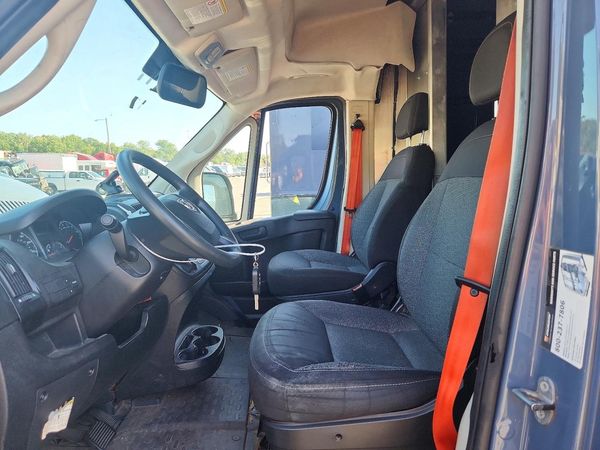 2020 RAM PROMASTER 3500 VF — DENT