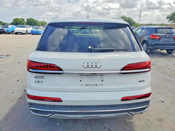 2021 AUDI Q7 — DIRR