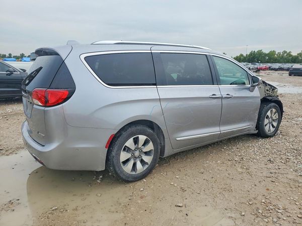 2018 CHRYSLER PACIFICA