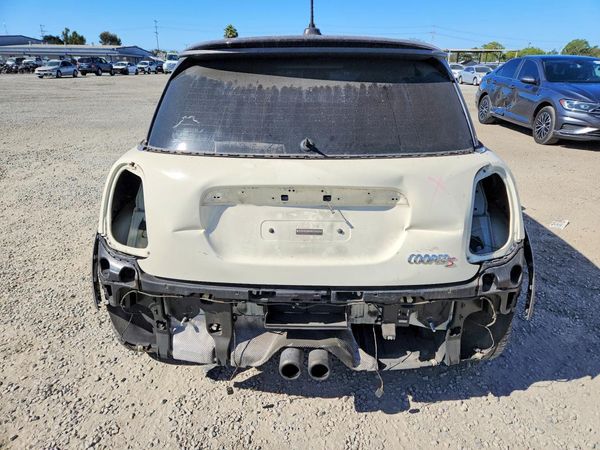 2015 MINI COOPER