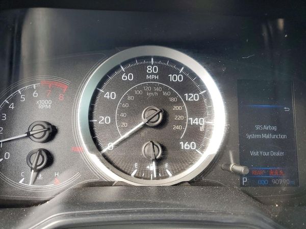 2021 TOYOTA COROLLA