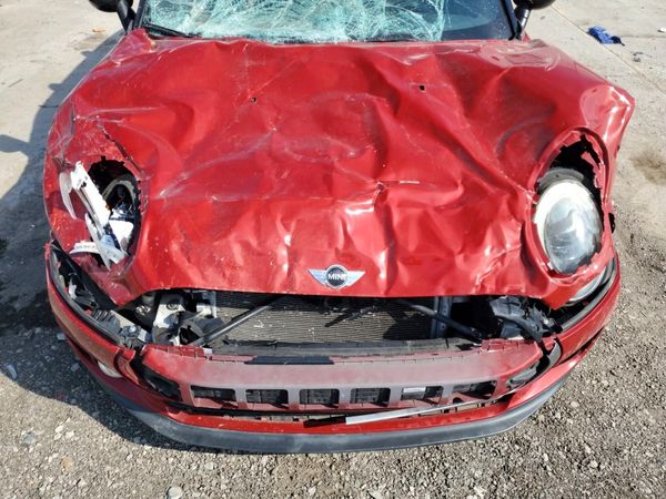 2016 MINI COOPER