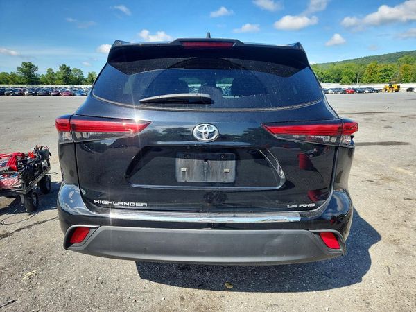 2022 TOYOTA HIGHLANDER LE — DIRR