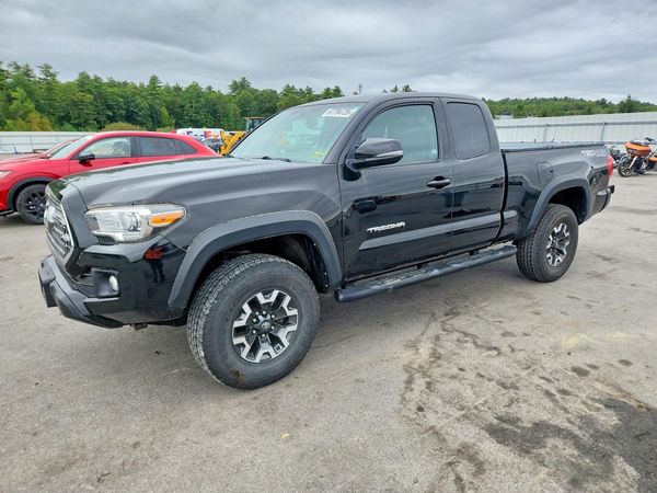 2017 TOYOTA TACOMA