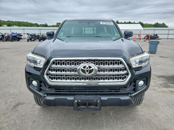 2017 TOYOTA TACOMA