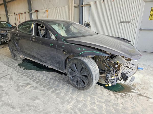 2021 TESLA MODEL S