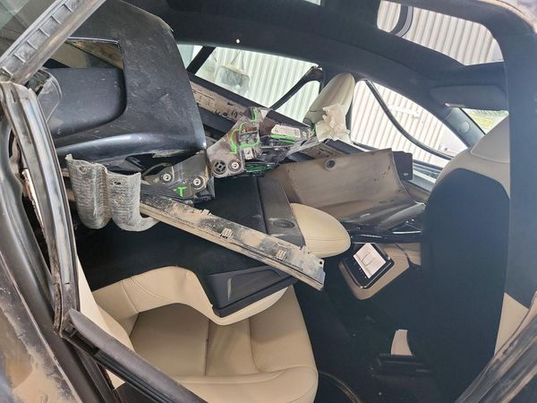 2021 TESLA MODEL S