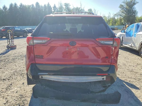 2021 TOYOTA RAV4 XLE Premium — DIRR