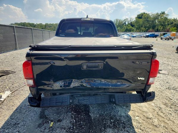 2022 TOYOTA TACOMA SR5