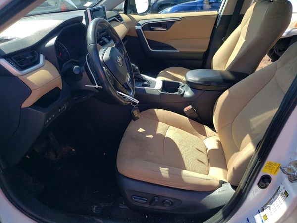 2020 TOYOTA RAV4