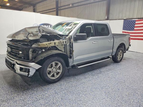 2025 FORD F150 XLT — Front 3/4