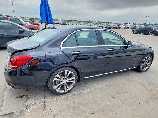 2016 MERCEDES-BENZ C
