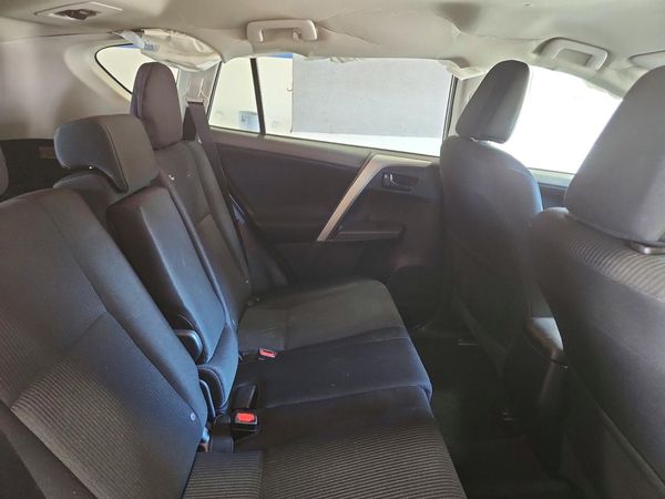 2016 TOYOTA RAV4 LE (X Grade)