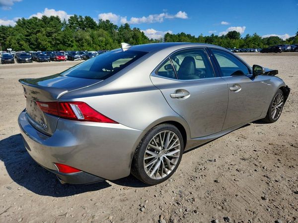 2016 LEXUS IS