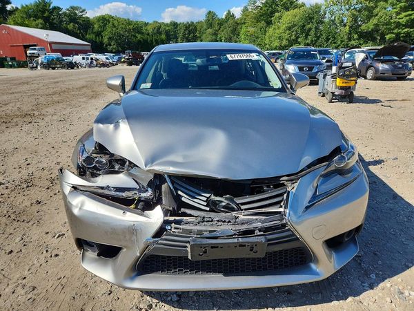 2016 LEXUS IS