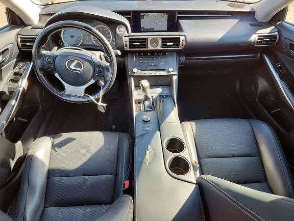 2016 LEXUS IS