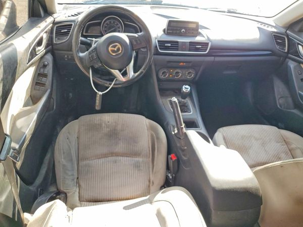 2014 MAZDA 3