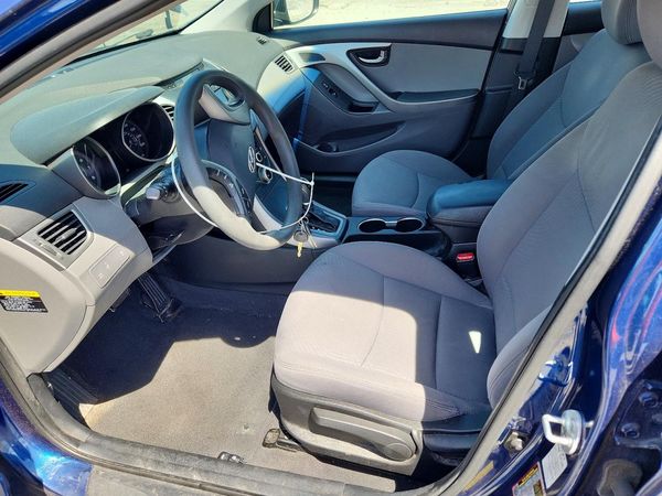 2015 HYUNDAI ELANTRA GLS(Middle)