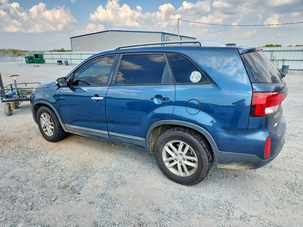 2014 KIA SORENTO Base/ LX