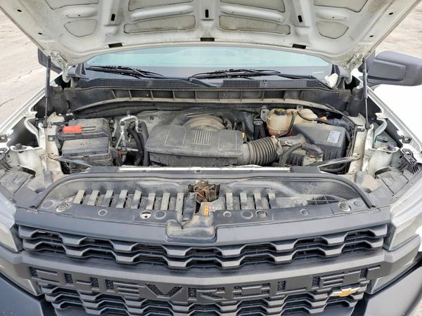 2021 CHEVROLET SILVERADO Work Truck — Engine bay