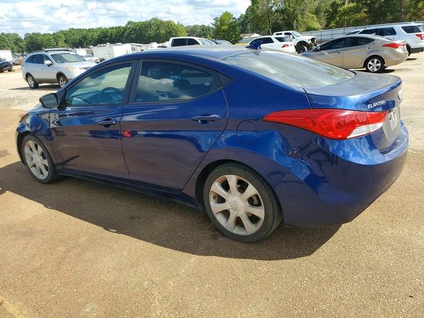 2013 HYUNDAI ELANTRA