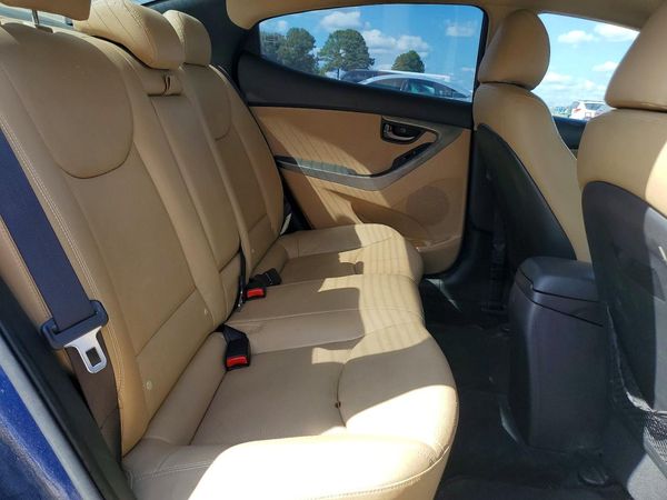 2013 HYUNDAI ELANTRA