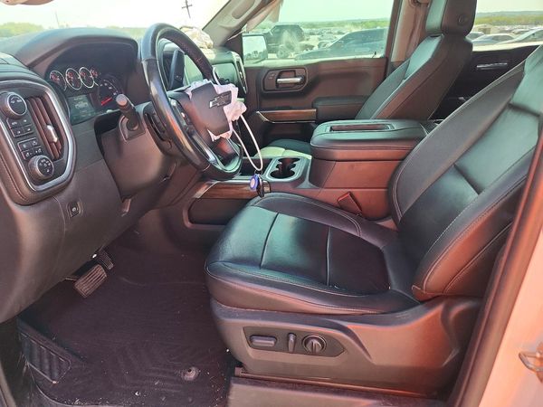 2022 CHEVROLET SILVERADO RST — DENT