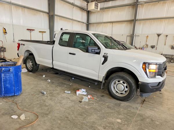 2023 FORD F150