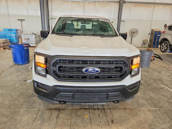 2023 FORD F150